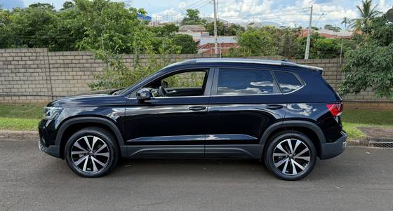 VOLKSWAGEN TAOS 1.4 250 TSI TOTAL FLEX HIGHLINE AUTOMÁTICO VOLKSWAGEN TAOS 1.4 250 TSI TOTAL FLEX HIGHLINE AUTOMÁTICO